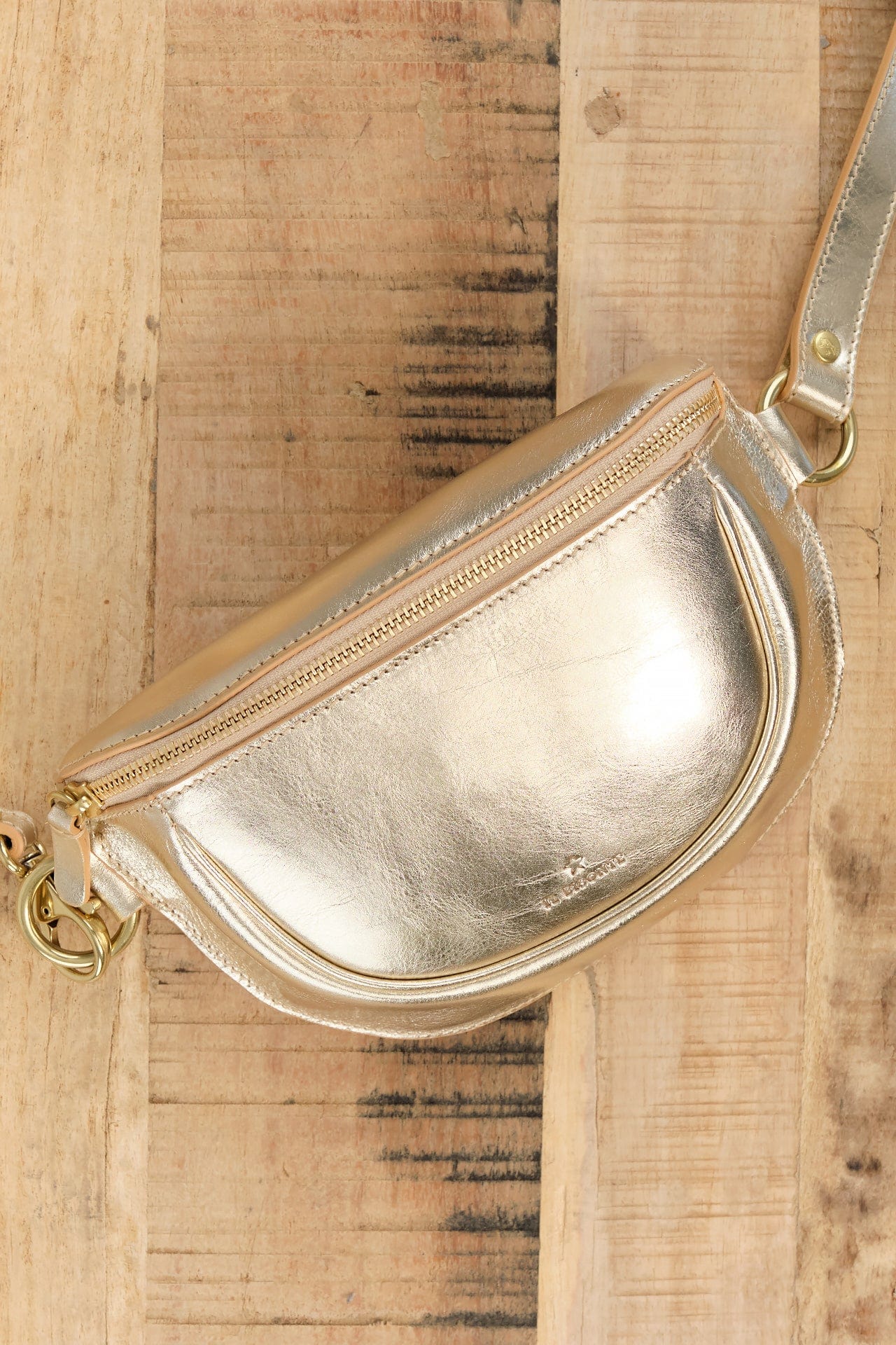Il Bisonte Accessories Bags Oliveta Belt Bag in Platino Platino / 11" L X 6" H X 2" D