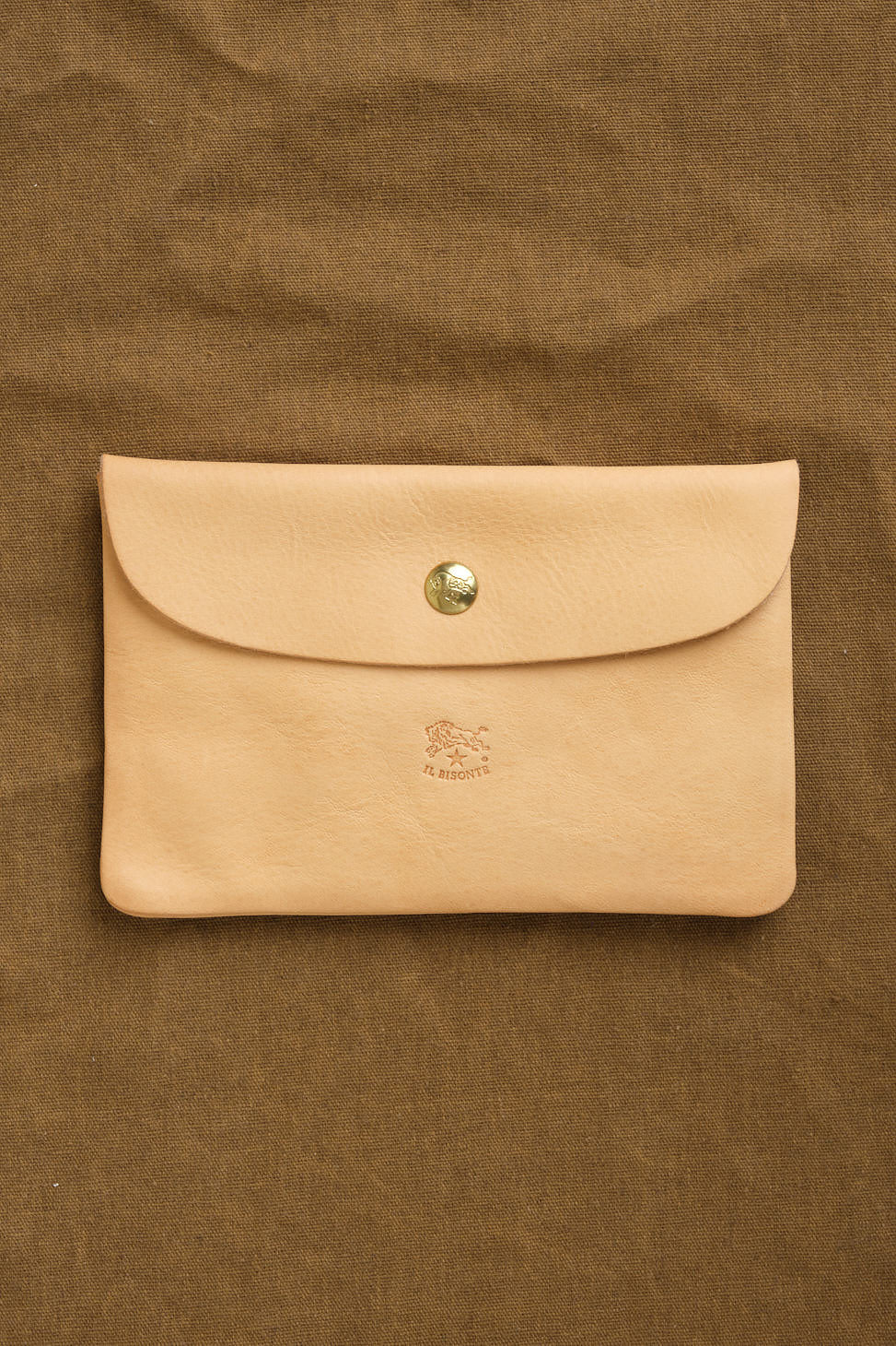 Il Bisonte Passport Pouch – Cedar & Hyde Mercantile