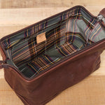 Il Bisonte Accessories Bags Populonia Cowhide Beauty Case in Caffe Caffe / 9" L X 4.5" H X 5" D