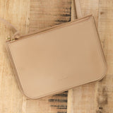 Il Bisonte Accessories Bags Roseto Crossbody Bag in Caffe Latte Caffe Latte / 9.75" L X 7" H X 0.75" D