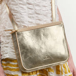 Il Bisonte Accessories Bags Roseto Crossbody Bag in Platino Platino / 9.75" L X 7" H X 0.75" D