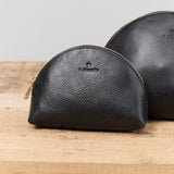 Il Bisonte Accessories Bags Small Bigallo Beauty Case in Nero Nero / 6" L X 4.25" H X 2" D