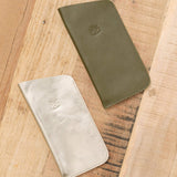 Il Bisonte Accessories Bags Soft Glasses Case in Metallic Platinum Metallic Platinum / 6.75" L X 3.5" H X .75" D