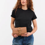 Il Bisonte Accessories Bags Consuelo Clutch Bag in Chocolate Chocolate / 9.5" L X 6.25" W 1.5" D