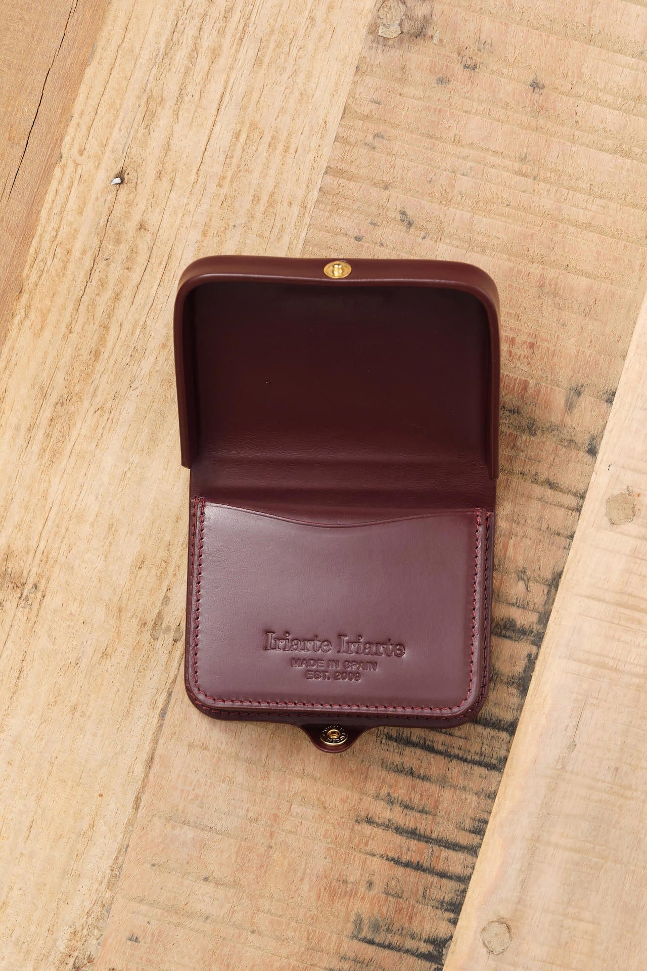 Iriarte Iriarte Accessories Wallets Jules abcd Wallet in Burgundy Burgundy