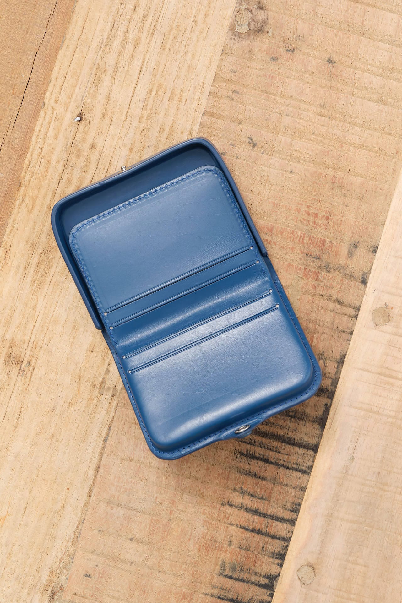 Iriarte Iriarte Accessories Wallets Jules Wallet in Blue Blue