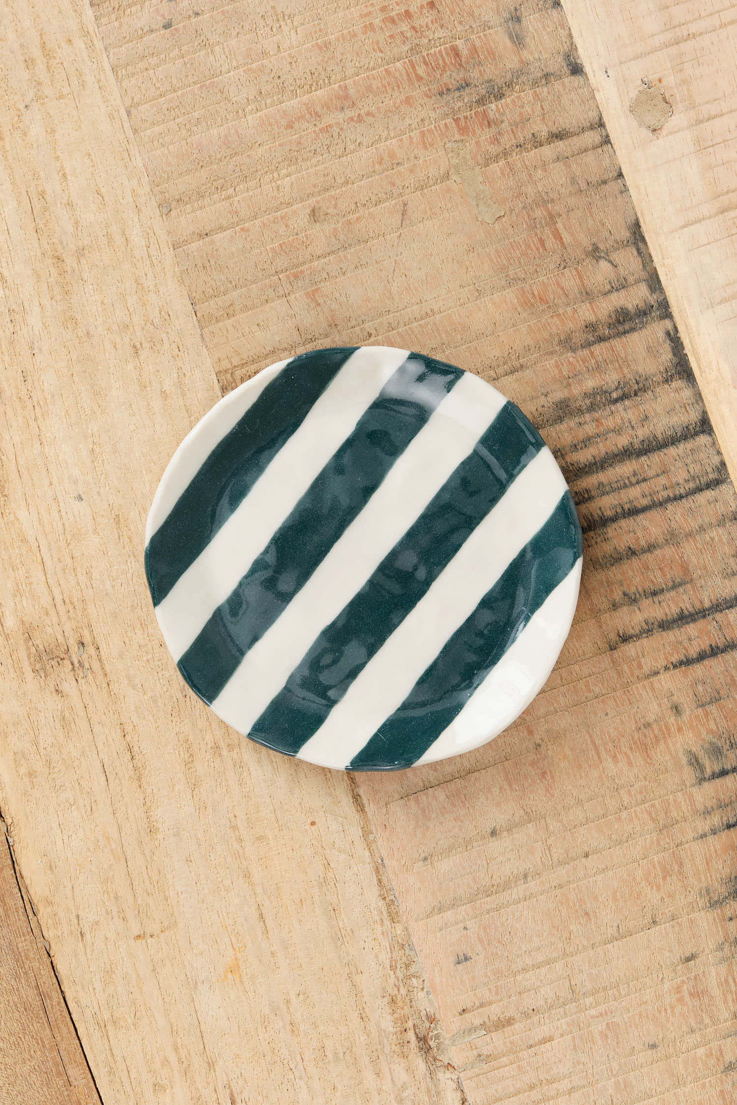 Isabel Halley Ceramics Ribbon Plate in Dark Evergreen