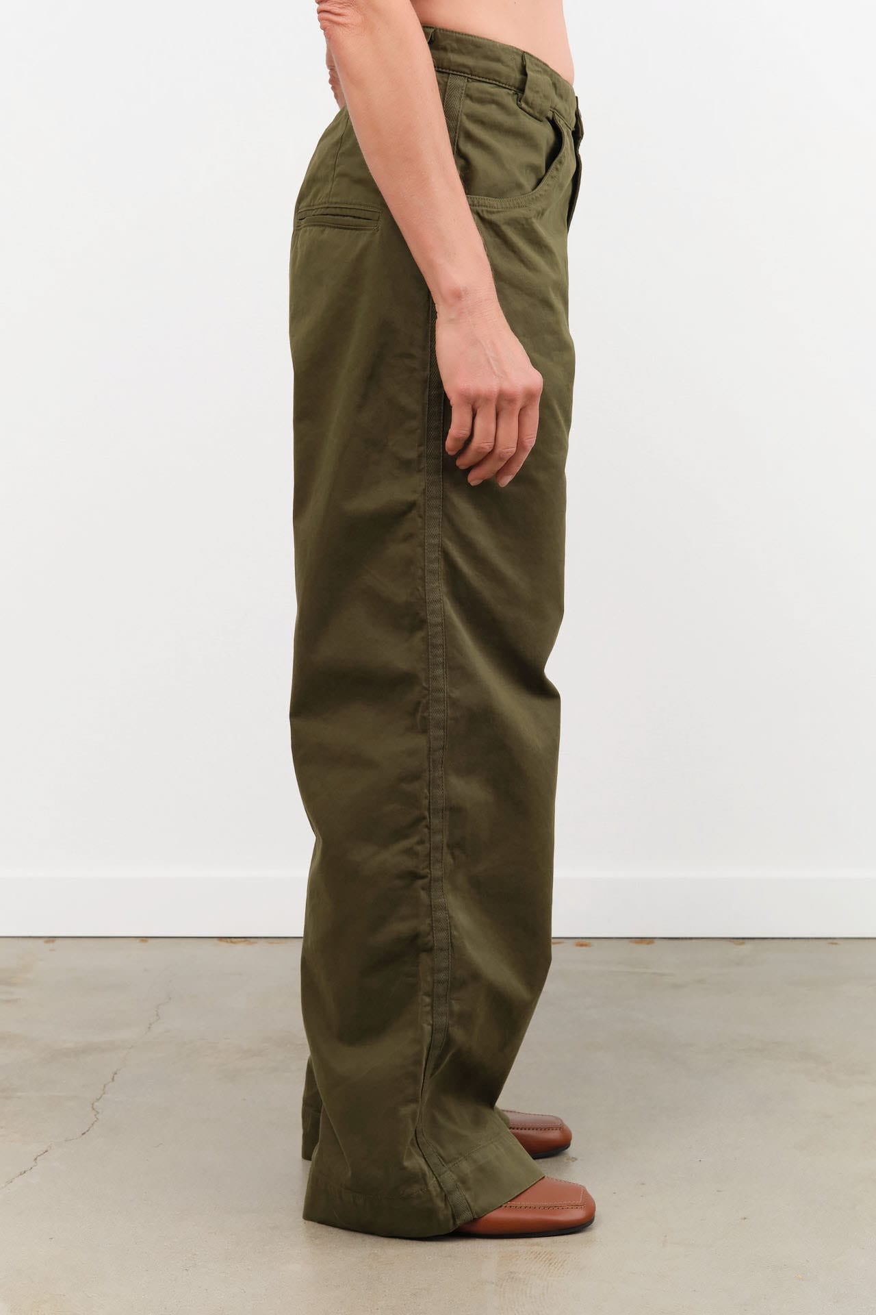 Jamie Haller Apparel Womens Pants The Edit Trouser in Duffel