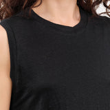 The Muscle Tee Linen in Black