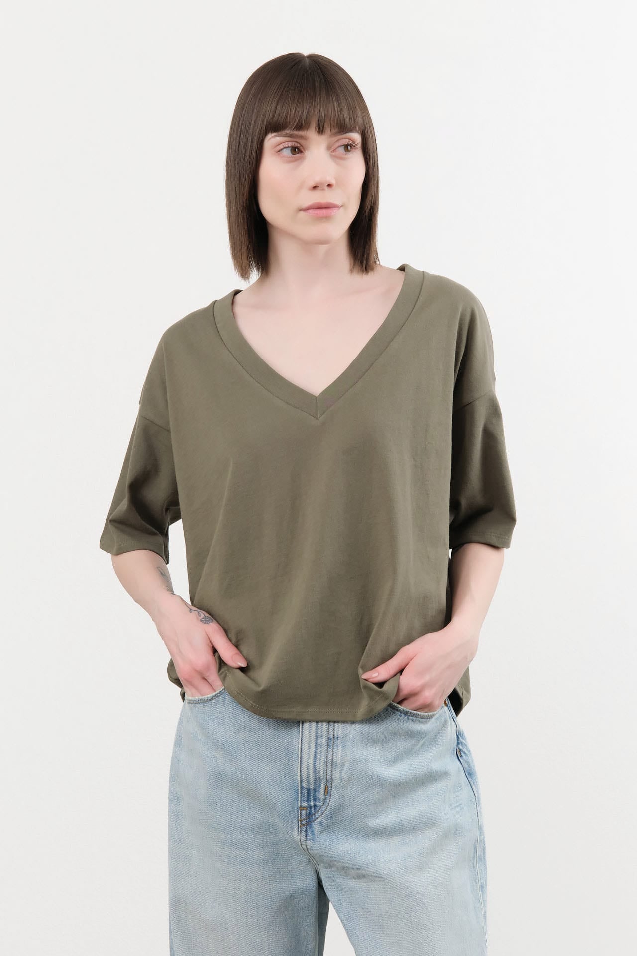 Jamie Haller Apparel Womens Tees The V Tee in Olive