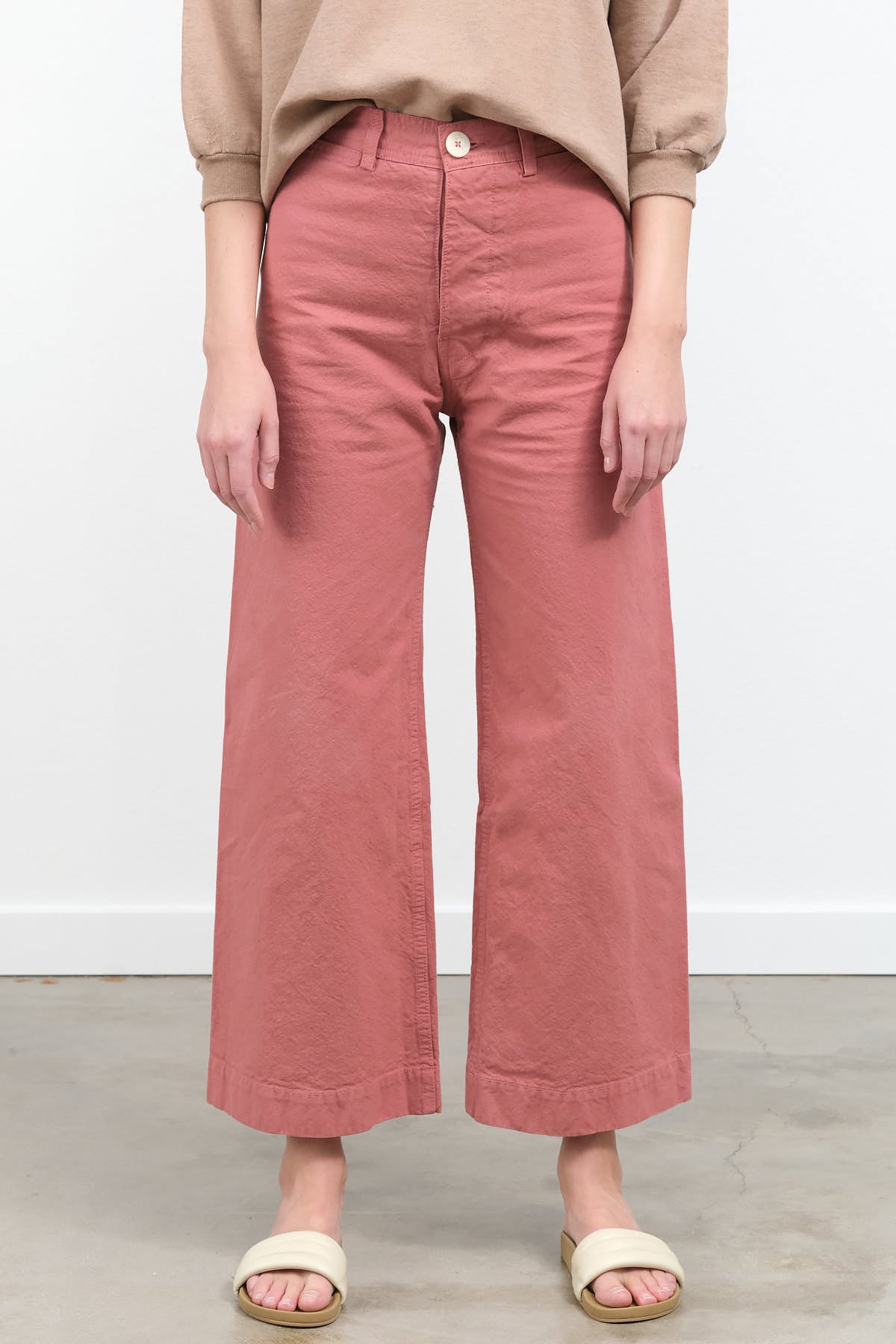 Front view of Sailor Pant in Dogwood