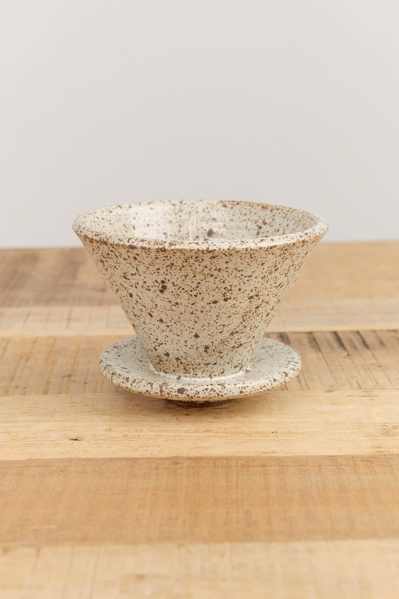 Kat and Roger Home CoffeeTea Coffee Dripper White