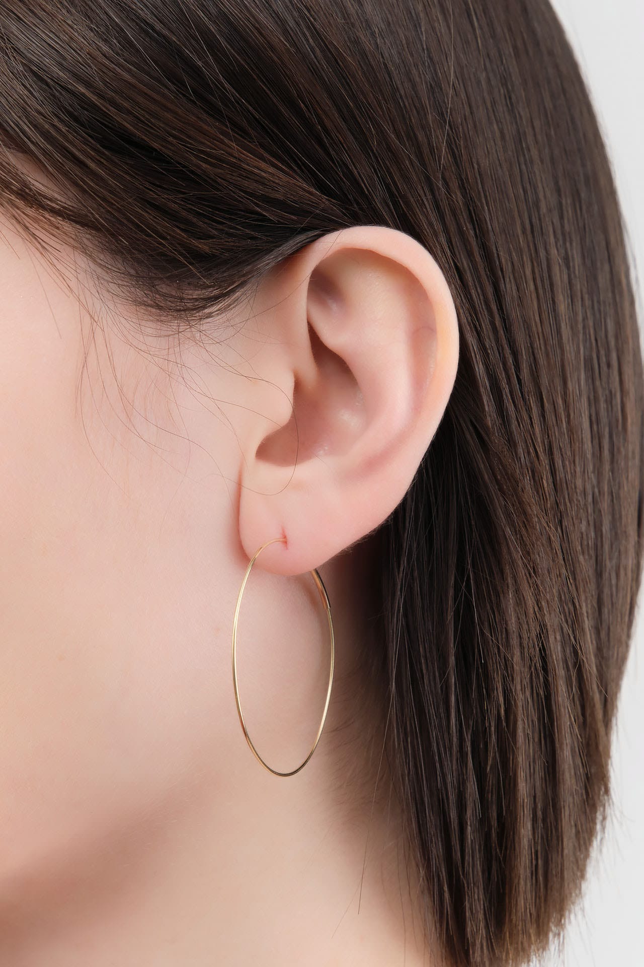 Kathleen Whitaker Jewelry Earrings Medium Hoop Earrings 14K Yellow Gold / Pair