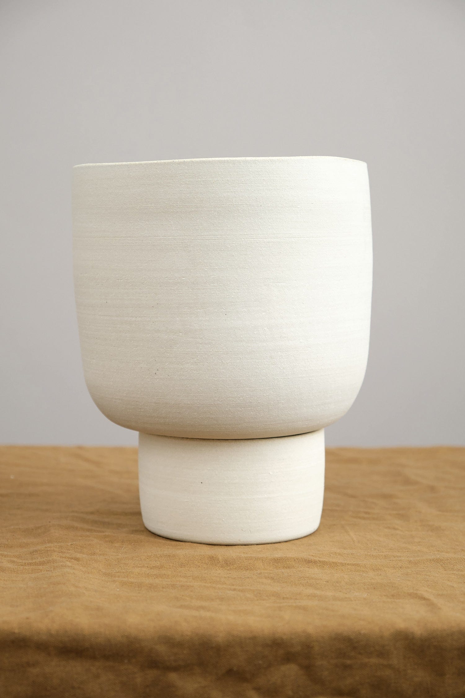 Kati Von Lehman Home Planters Large Pedestal Planter in White White