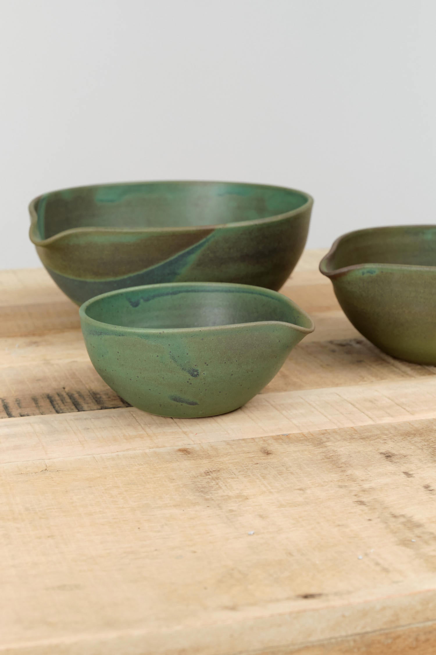 Emerald Spouted Nesting Bowl Set by Kati Von Lehman