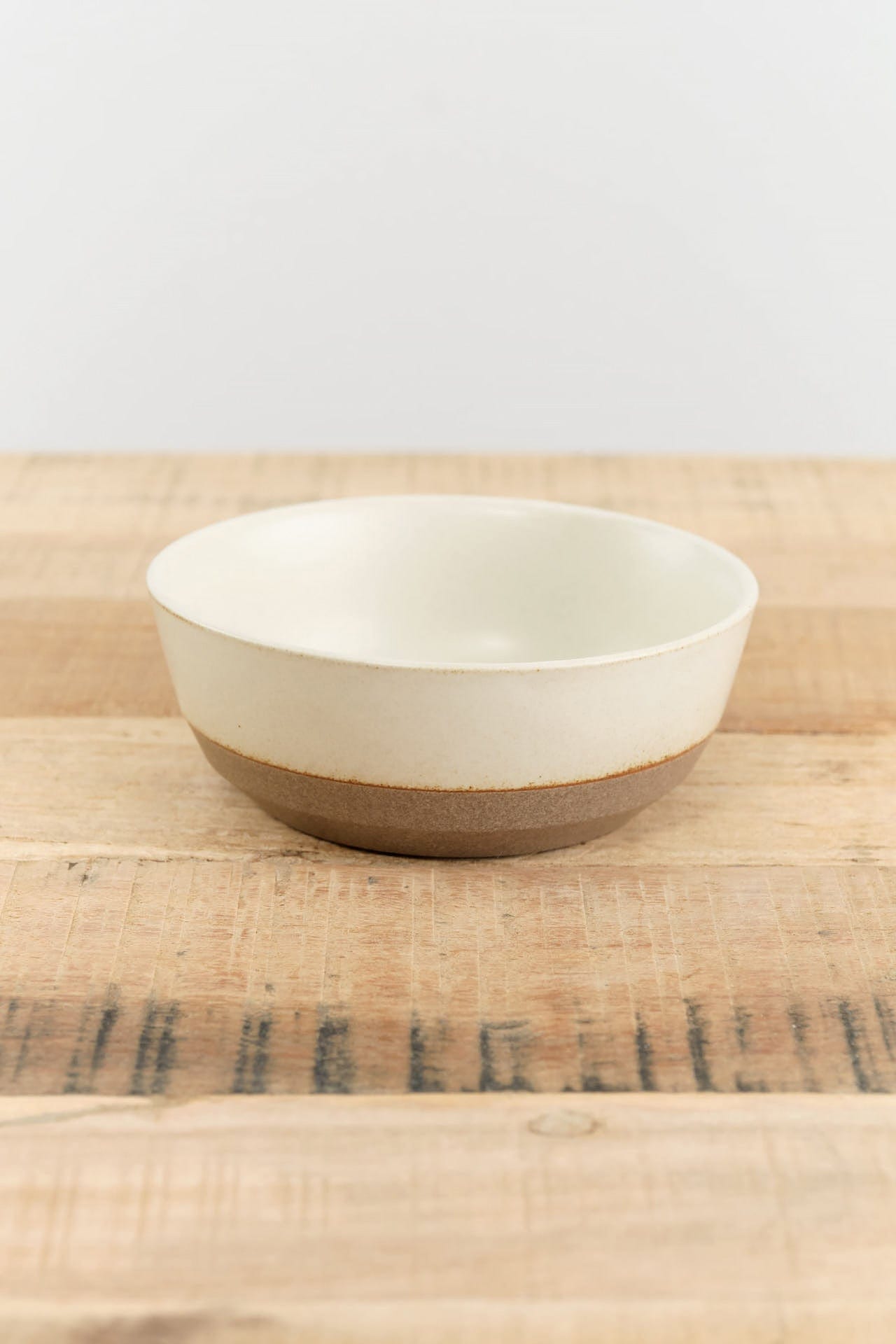 Kinto Home Kitchen Serving 5" Ceramic Lab Bowl White / 5.5" Dia X 2" H