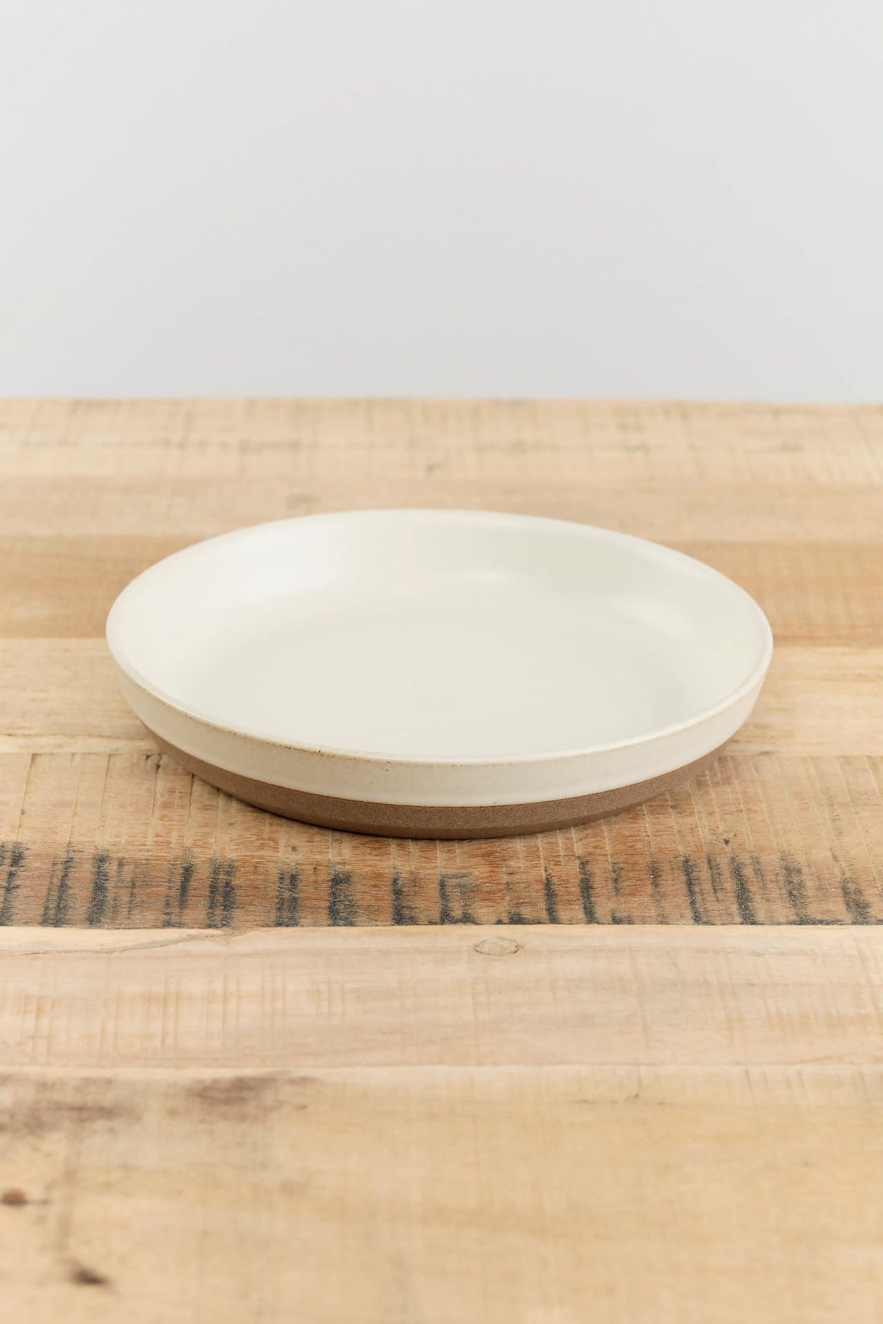 Kinto Home Kitchen Serving 8" Ceramic Lab Deep Plate White / 8" Dia X 1.5" H