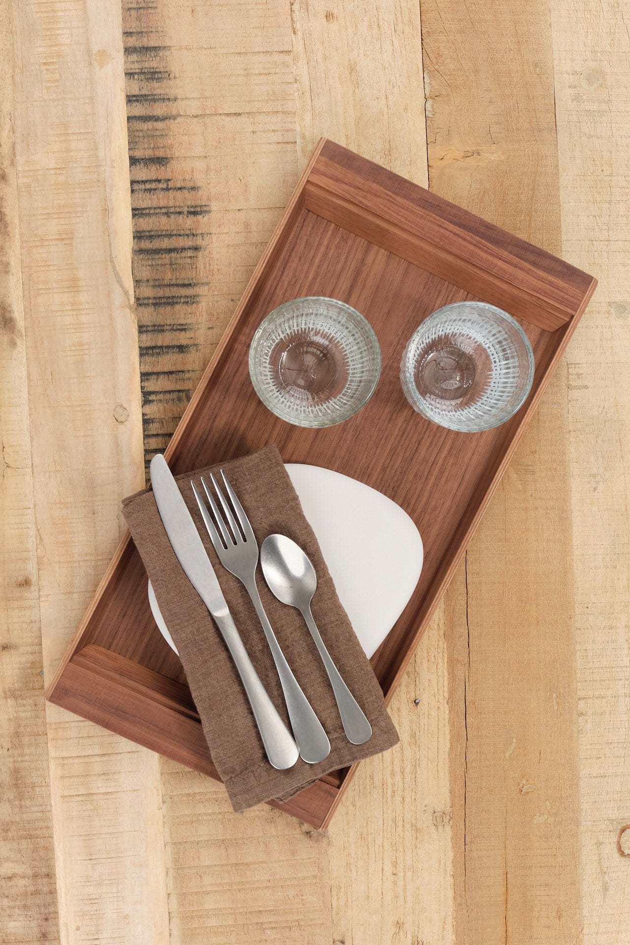 Kinto Home Kitchen Serving Sepia Nonslip Tray Walnut / 16.75" L X 8.5" W X 0.75" D