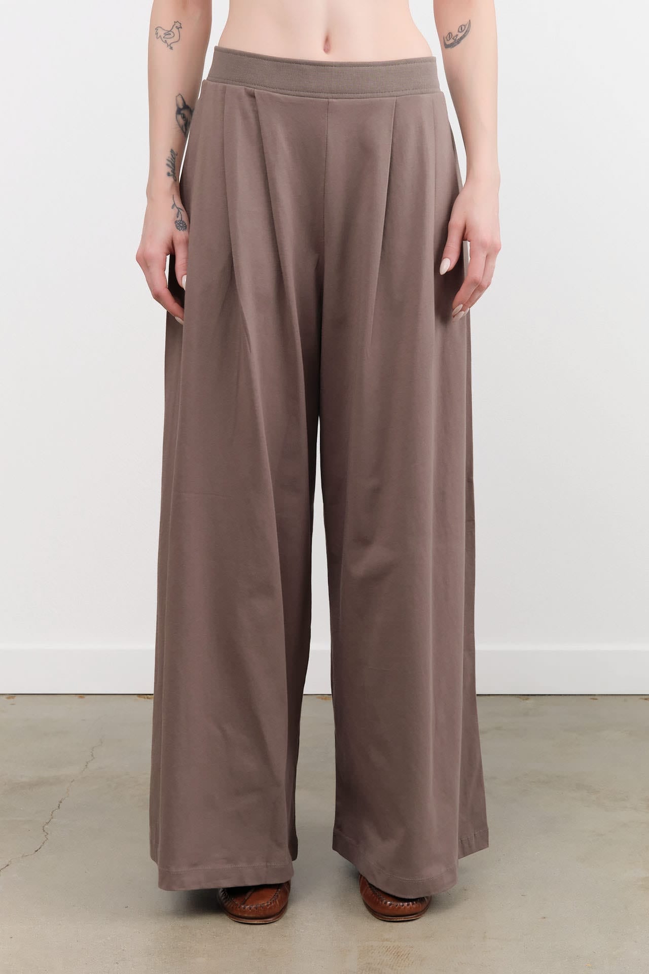 Kowtow Apparel Womens Pants Drape Pant in Flint