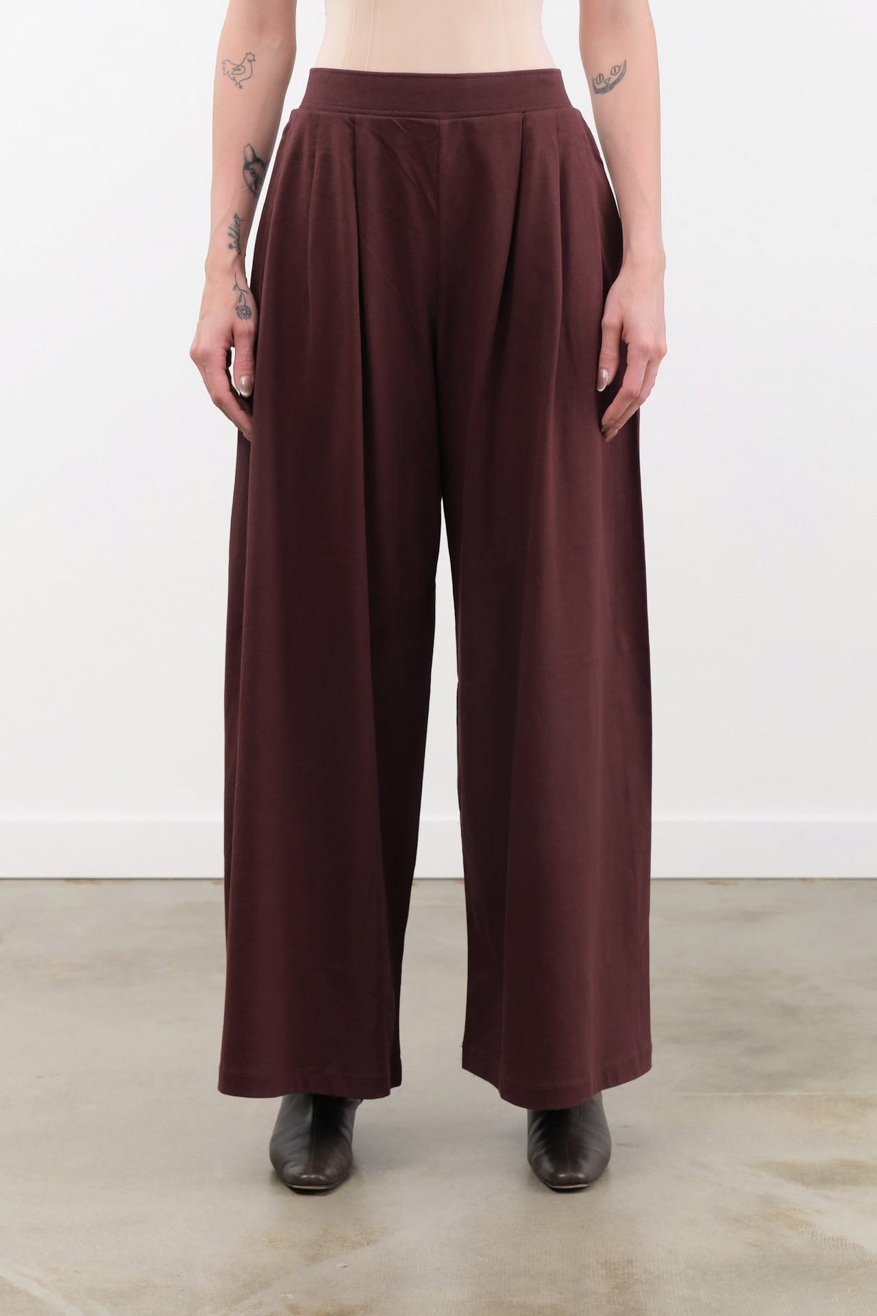 Kowtow Apparel Womens Pants Drape Pant in Mahogany