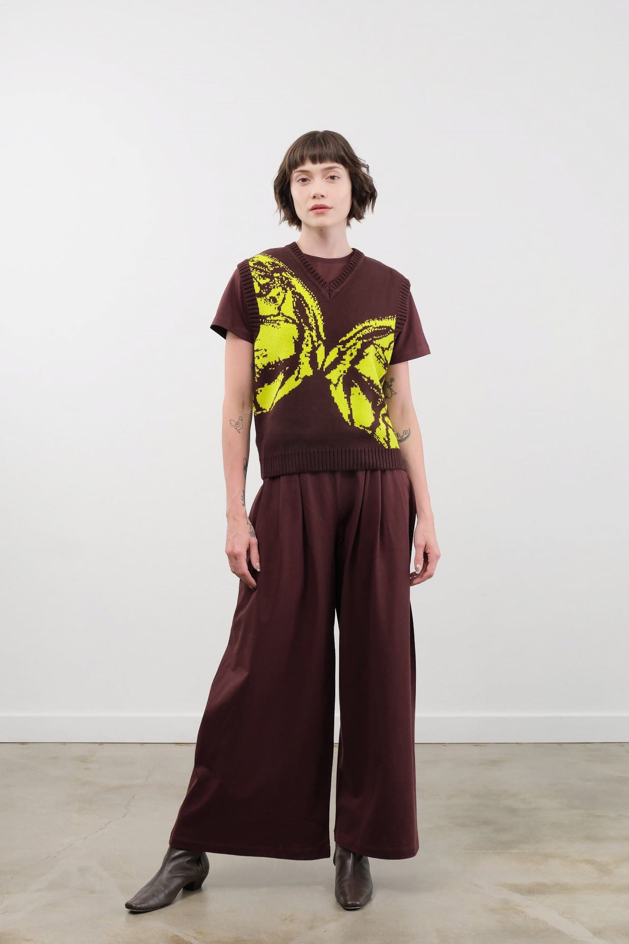 Kowtow Apparel Womens Pants Drape Pant in Mahogany