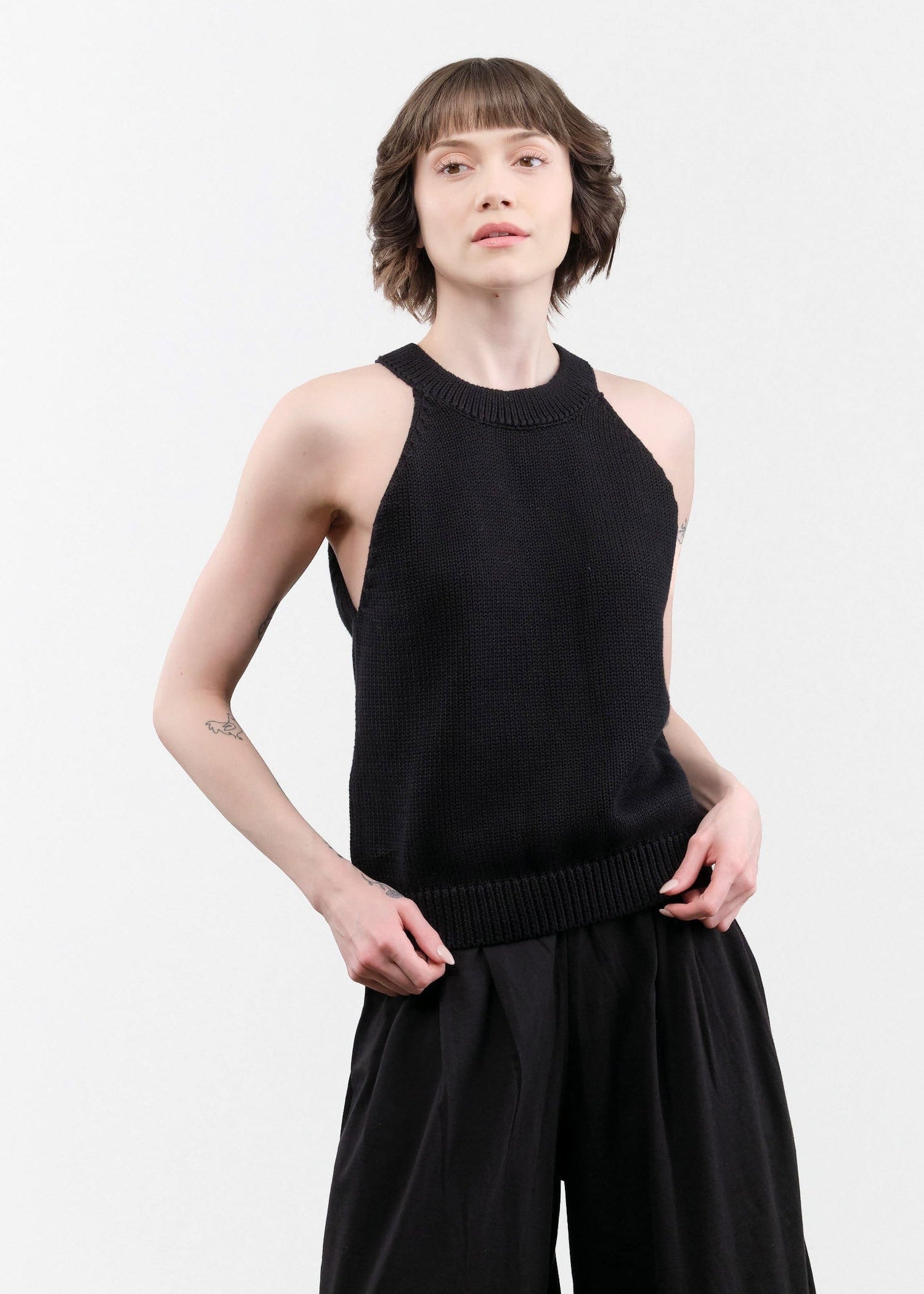 Kowtow Apparel Womens Sweaters Ebony Singlet Black / XXSmall
