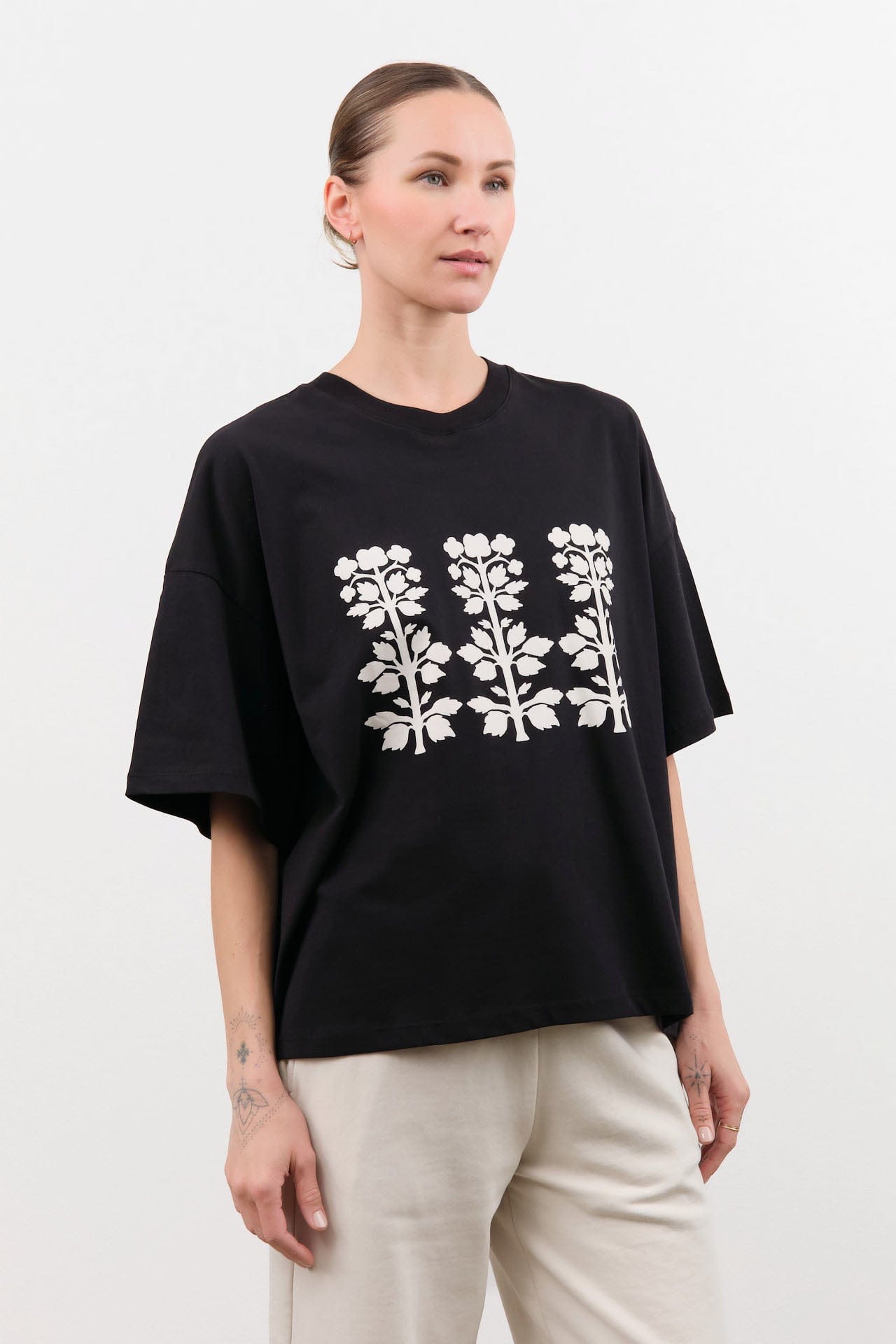 Kowtow Apparel Womens Tees Motif Tee