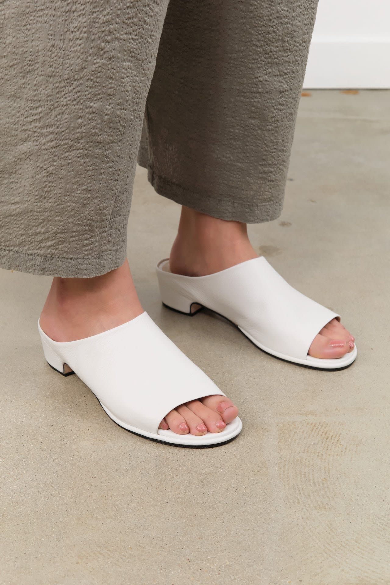 Lauren Manoogian Accessories Womens Shoes Soft Vault Mule in White