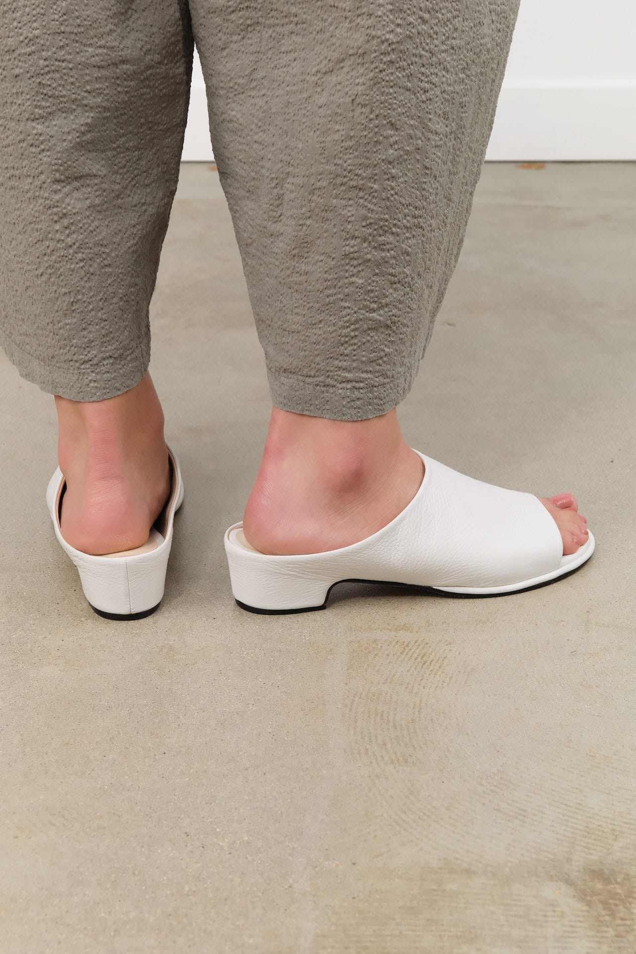 Lauren Manoogian Accessories Womens Shoes Soft Vault Mule in White