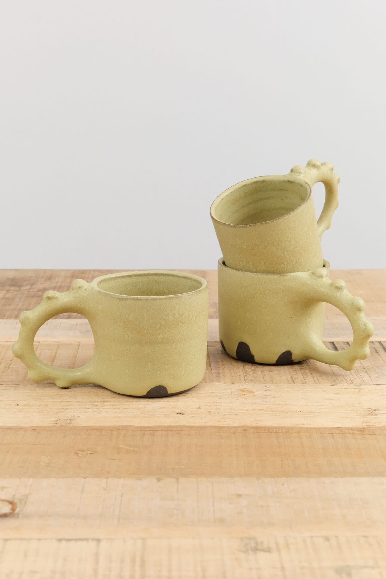 Lesley Anton Home CoffeeTea Bead Mug in Wasabi Wasabi