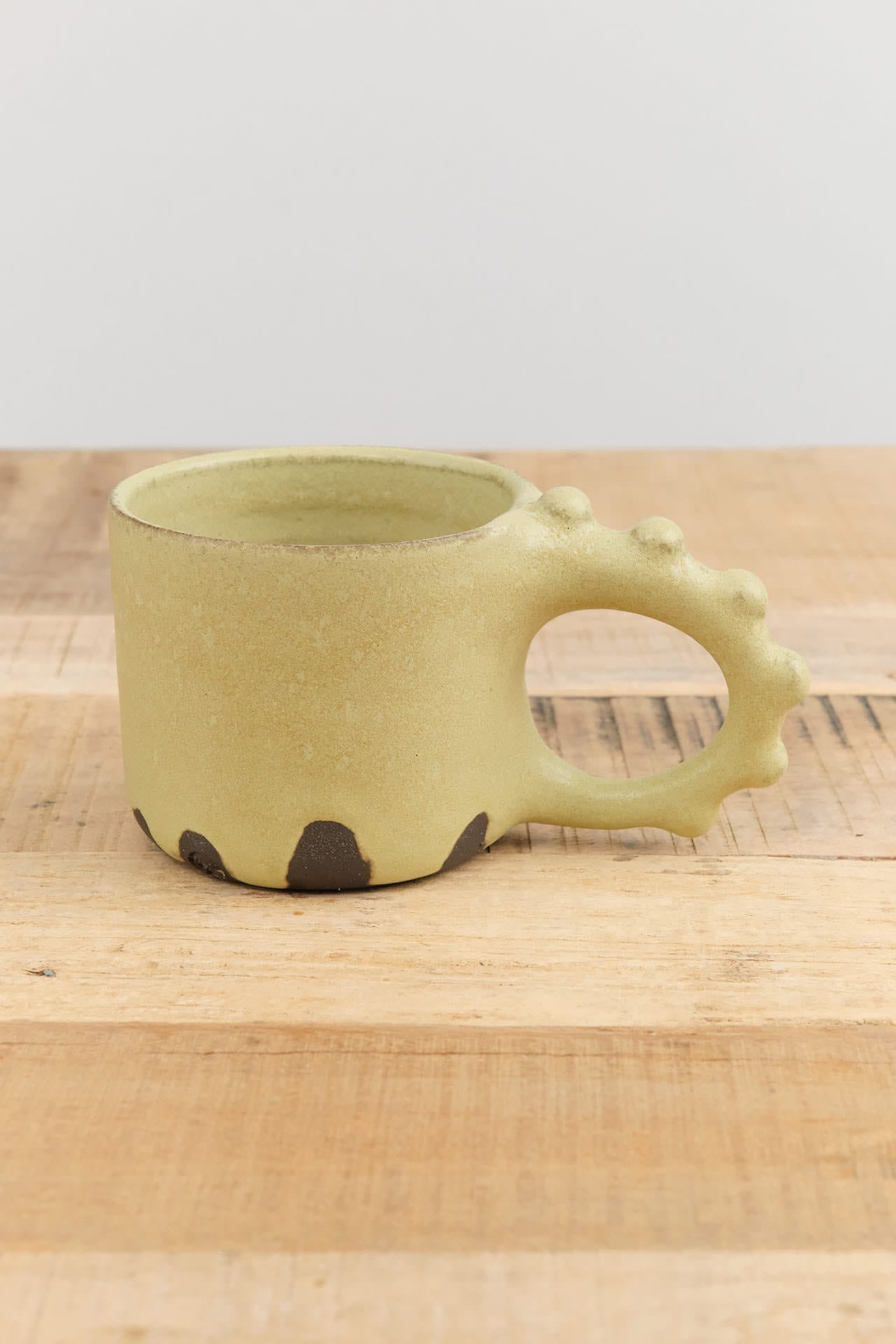 Lesley Anton Home CoffeeTea Bead Mug in Wasabi Wasabi