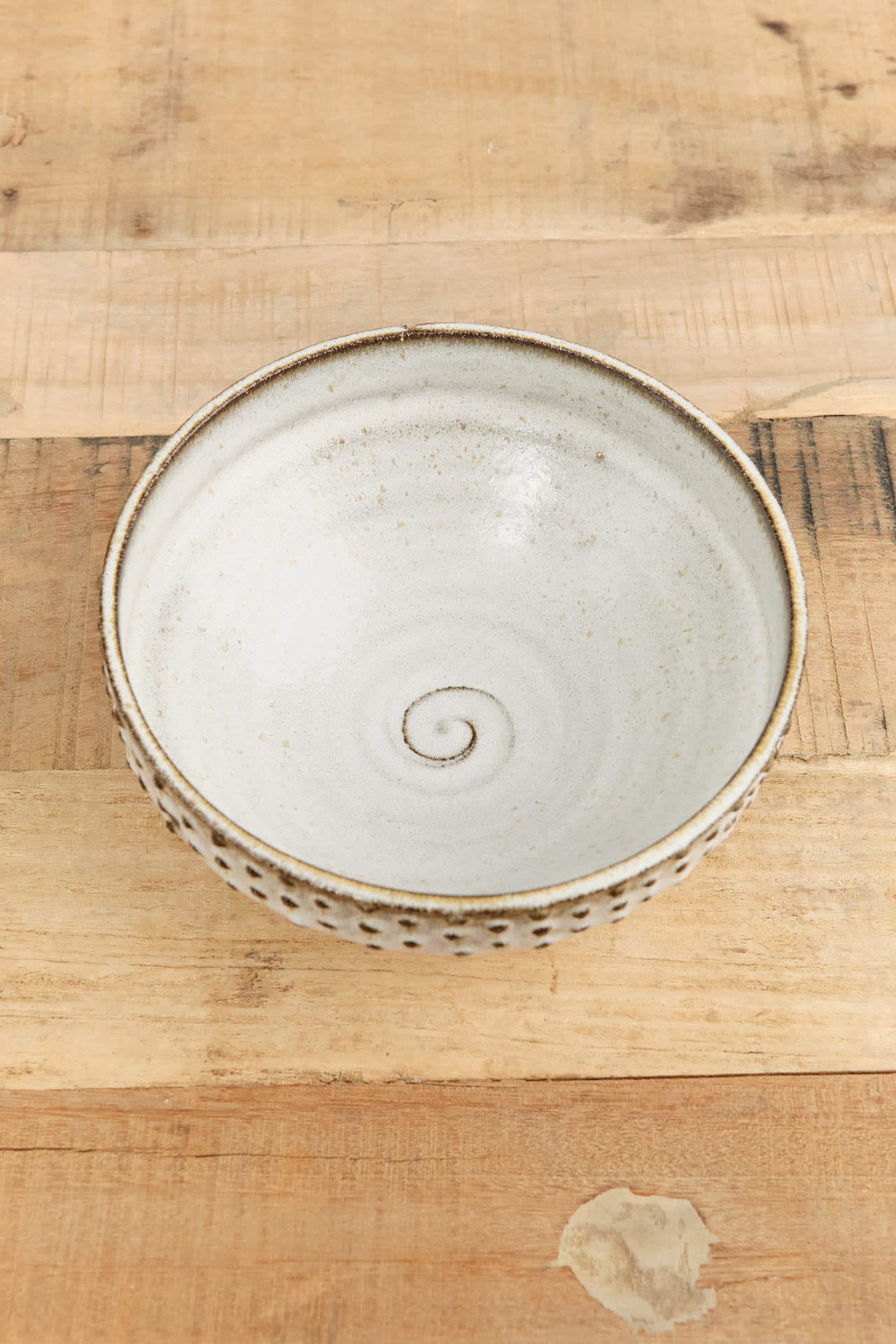 Lesley Anton Home Kitchen Dishware Dot Bowl in Moon Moon