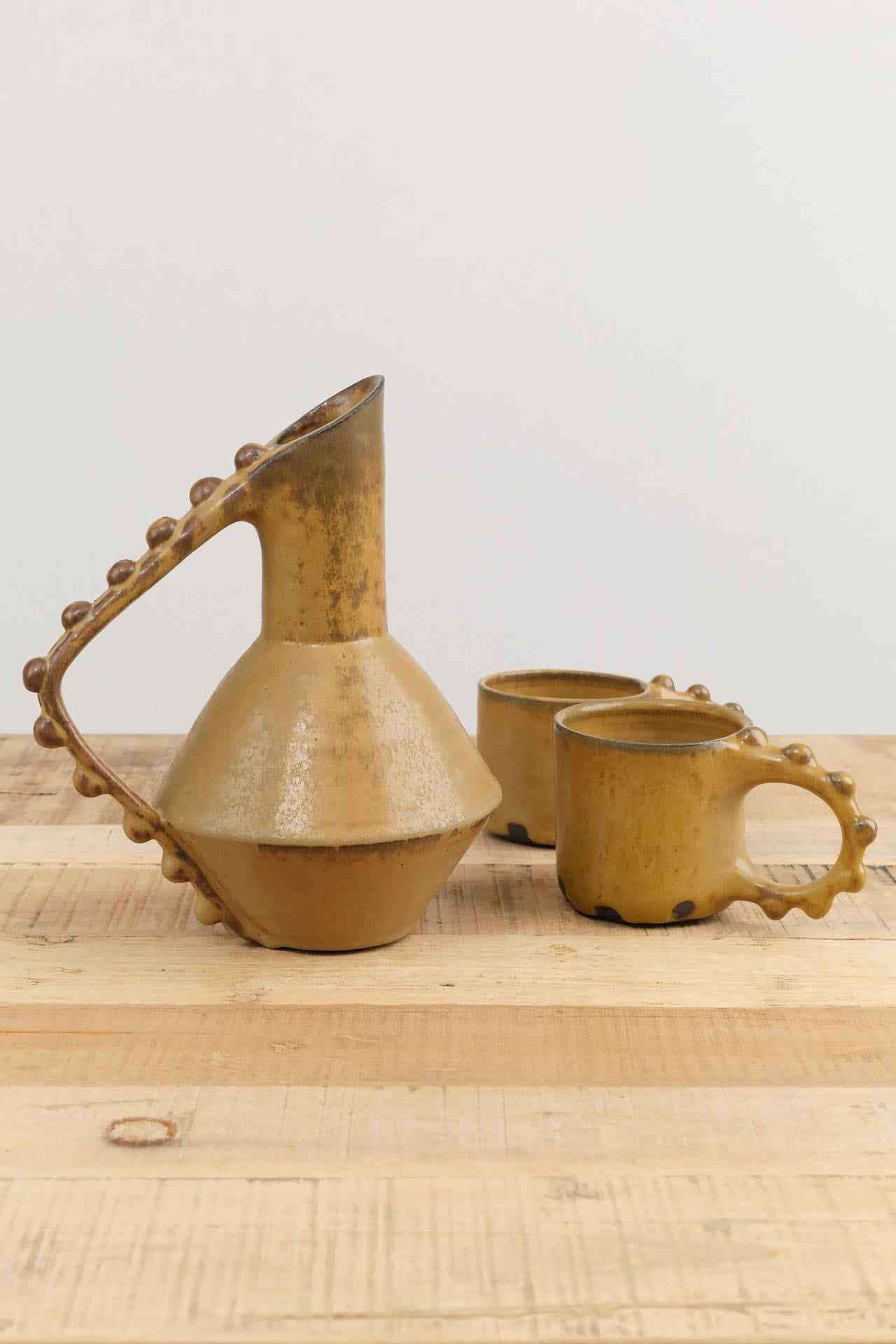 Lesley Anton Home Kitchen Serving Large Bead Carafe Kelp