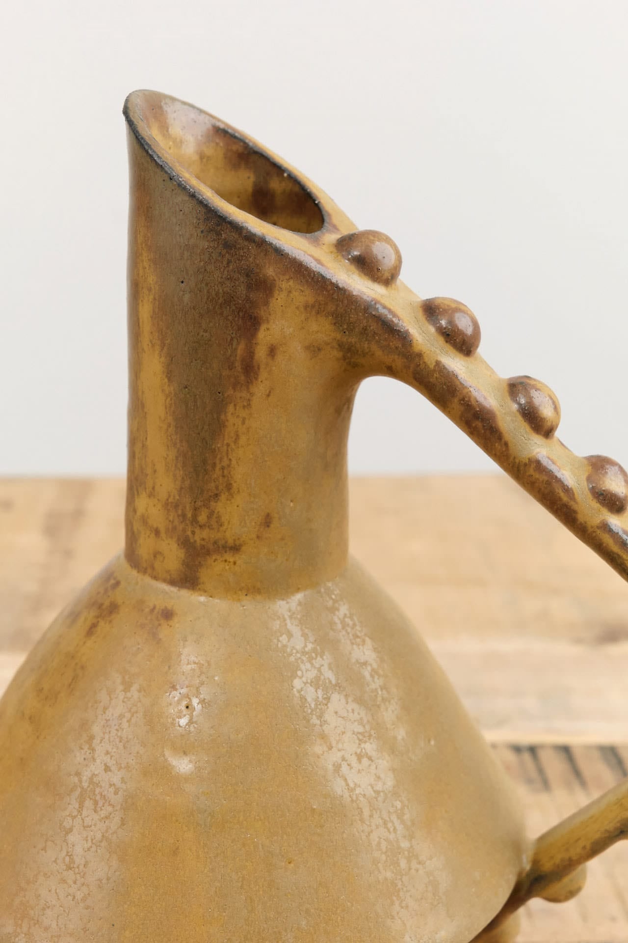 Lesley Anton Home Kitchen Serving Large Bead Carafe Kelp