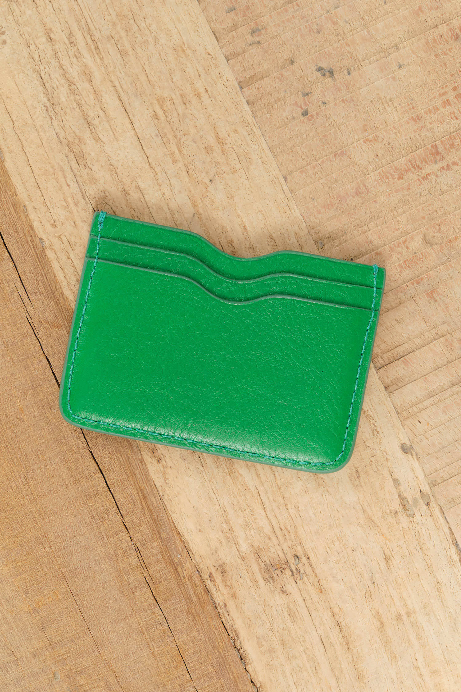 Akira Wallet by Lindquist in Grass