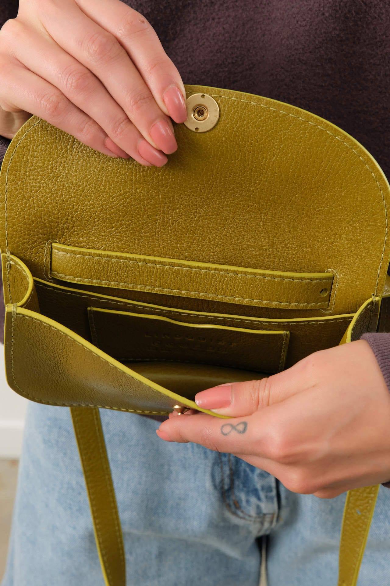 Lindquist Accessories Bags Faba Bag in Green Ochre Green Ochre / 4" H X 7.5" W X 1.5" D