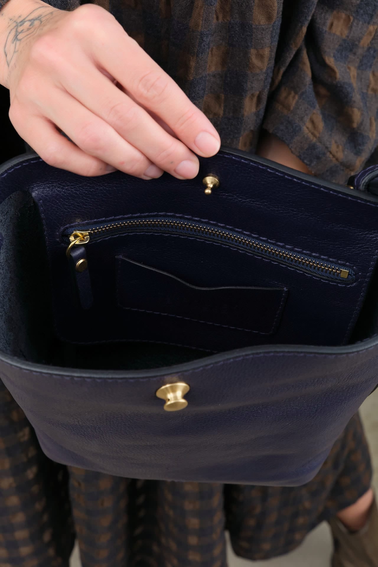 Lindquist Accessories Bags Little Lee Bag in Ink Ink