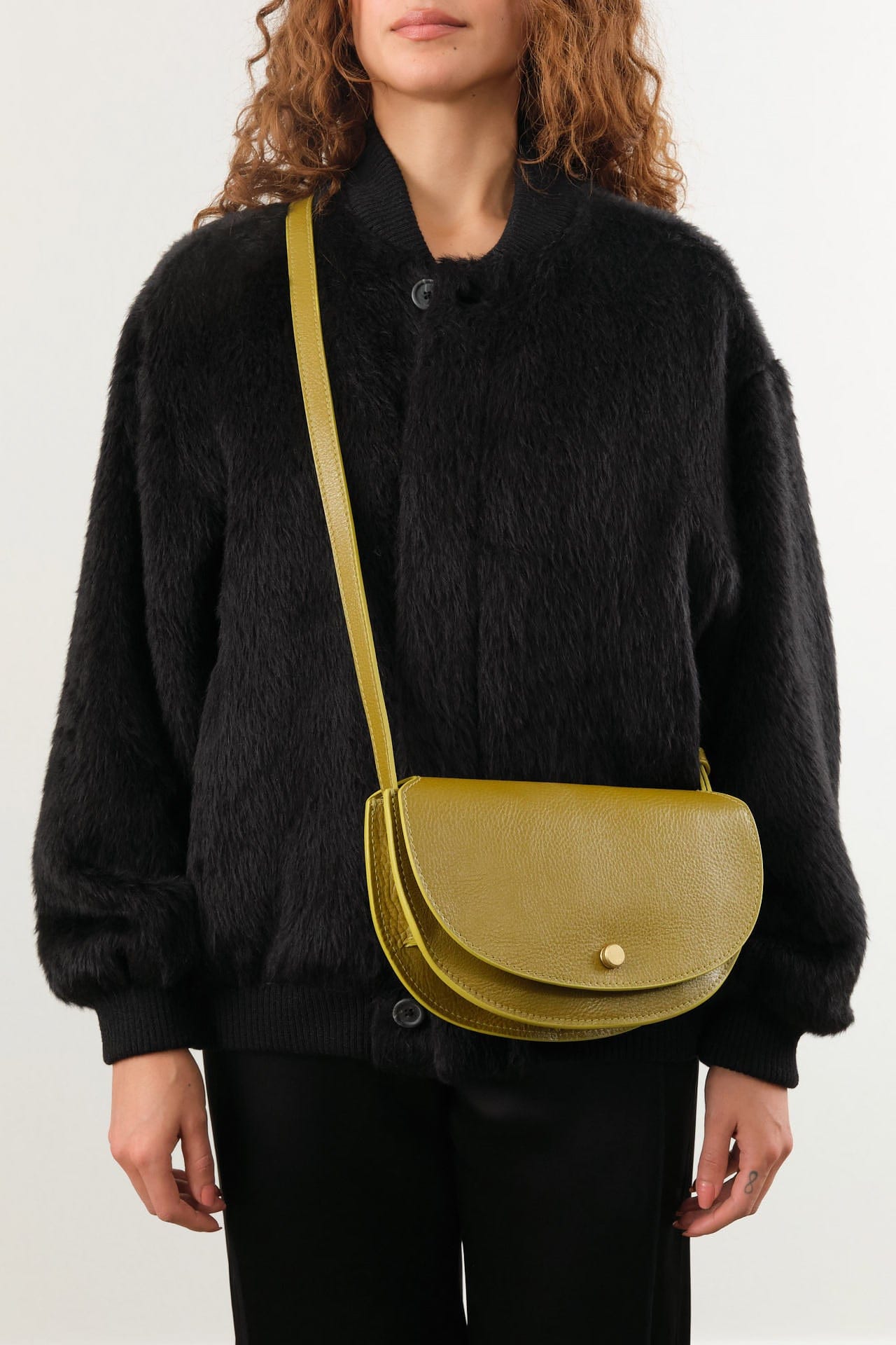 Lindquist Accessories Bags Mezzo Bag in Green Ochre Green Ochre / 10.75" W  X 7" H X 2.5" D