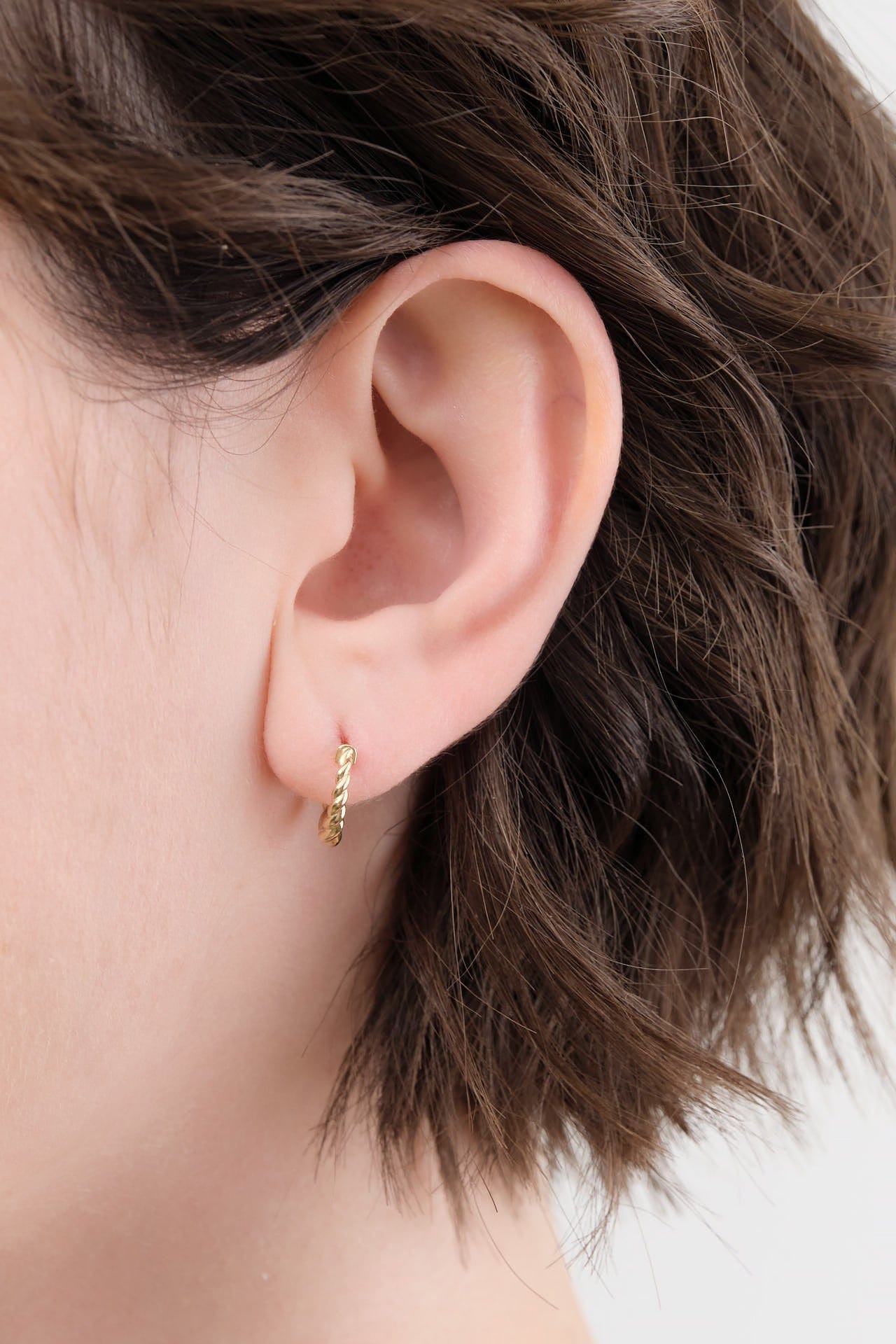 Loren Stewart Jewelry Earrings Linaea Huggies 14K Yellow Gold / Pair