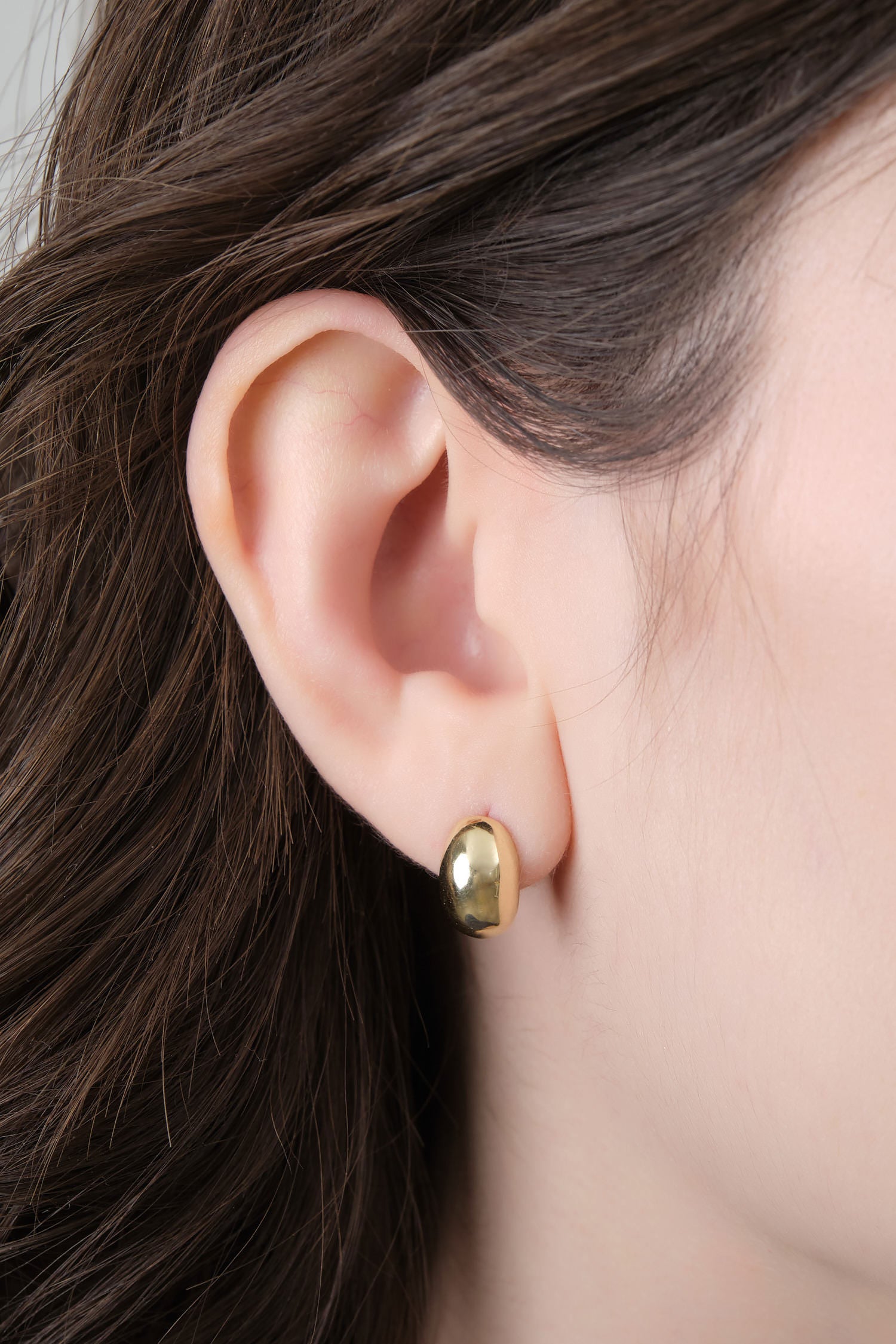 Loren Stewart Puff Huggie Earrings in Yellow Gold