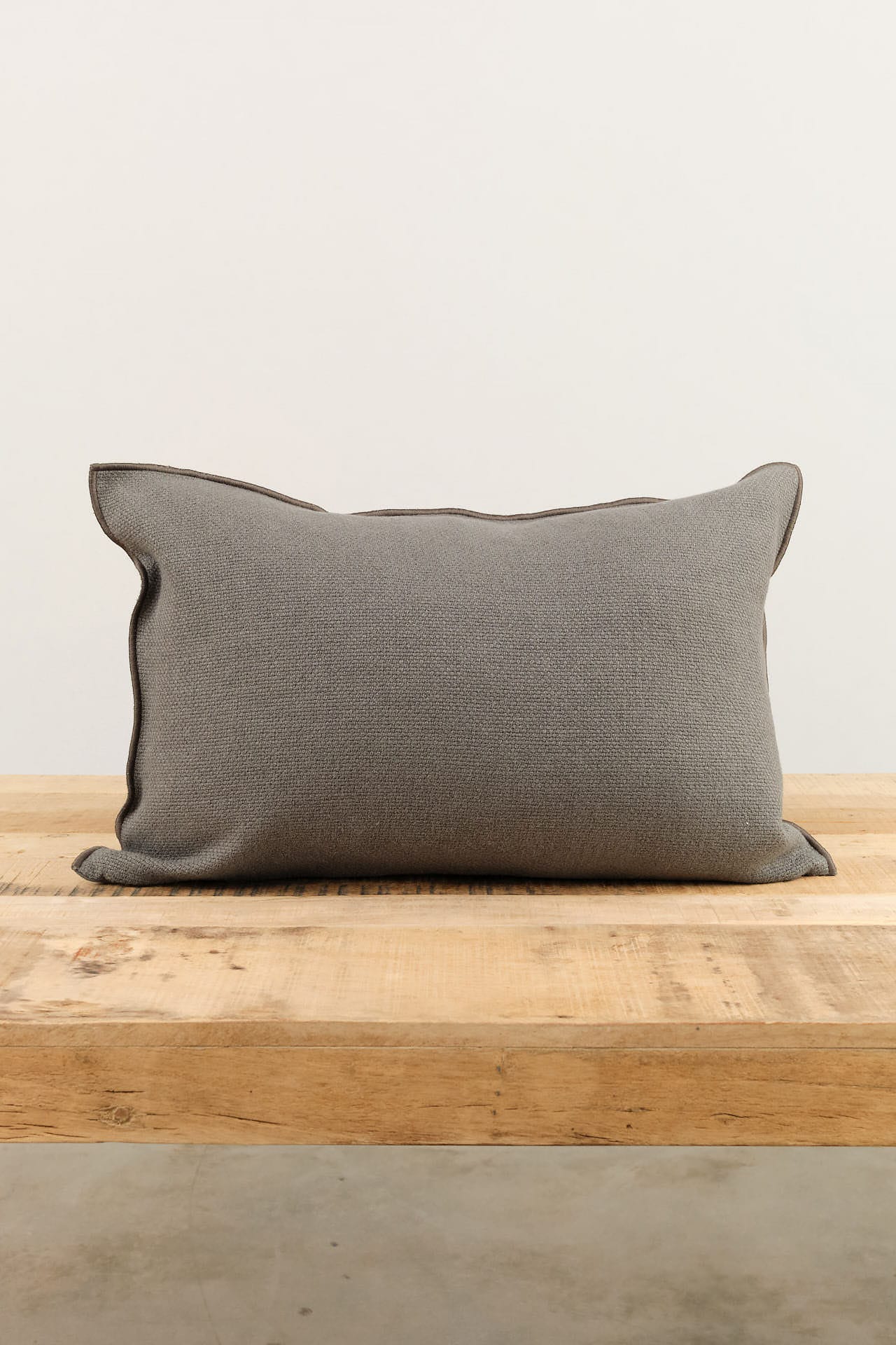 Maison De Vacances Home Pillows 16" X 24" Canvas Formentera Vice Versa Cushion in Ardoise Ardoise / 16" X 24"