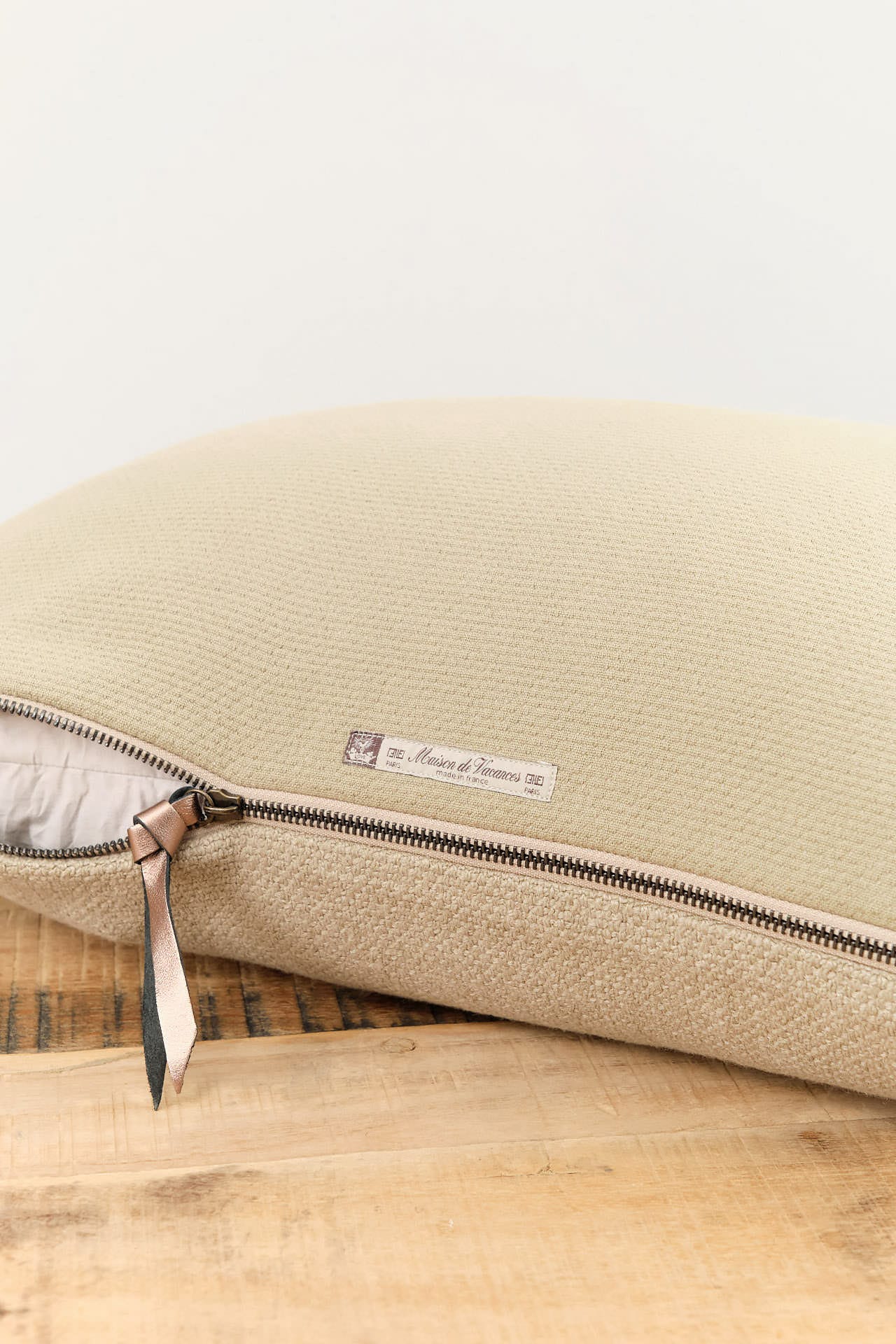 Maison De Vacances Home Pillows 16" X 24" Canvas Formentera Vice Versa Cushion in Ecorce Ecorce / 16" X 24"
