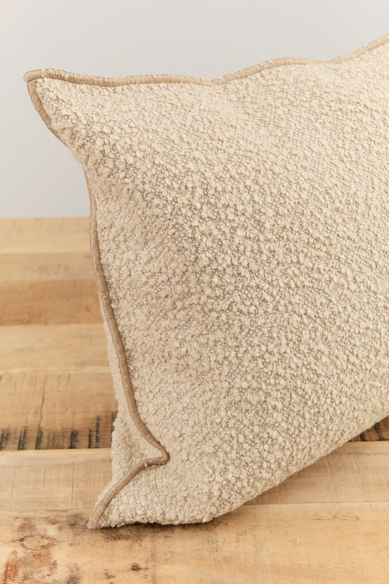 Maison De Vacances Home Pillows 16" X 24" Canvas Wooly Cushion in Naturel Naturel / 16" X 24"