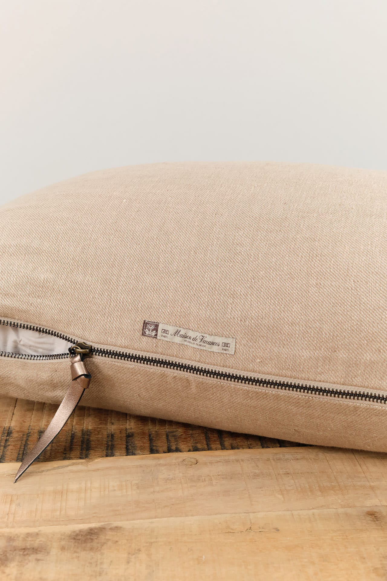 Maison De Vacances Home Pillows 16" X 24" Crumpled Washed Linen Vice Versa Cushion in Taupe Taupe/Ciment / 16" X 24"