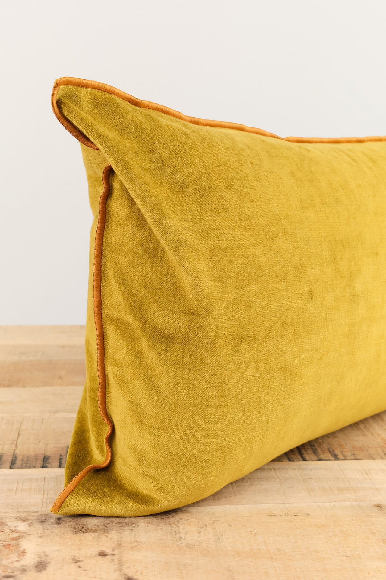 Maison De Vacances Home Pillows 16" X 24" Royal Velvet Vice Versa Cushion in Ocre Ocre / 16" X 24"