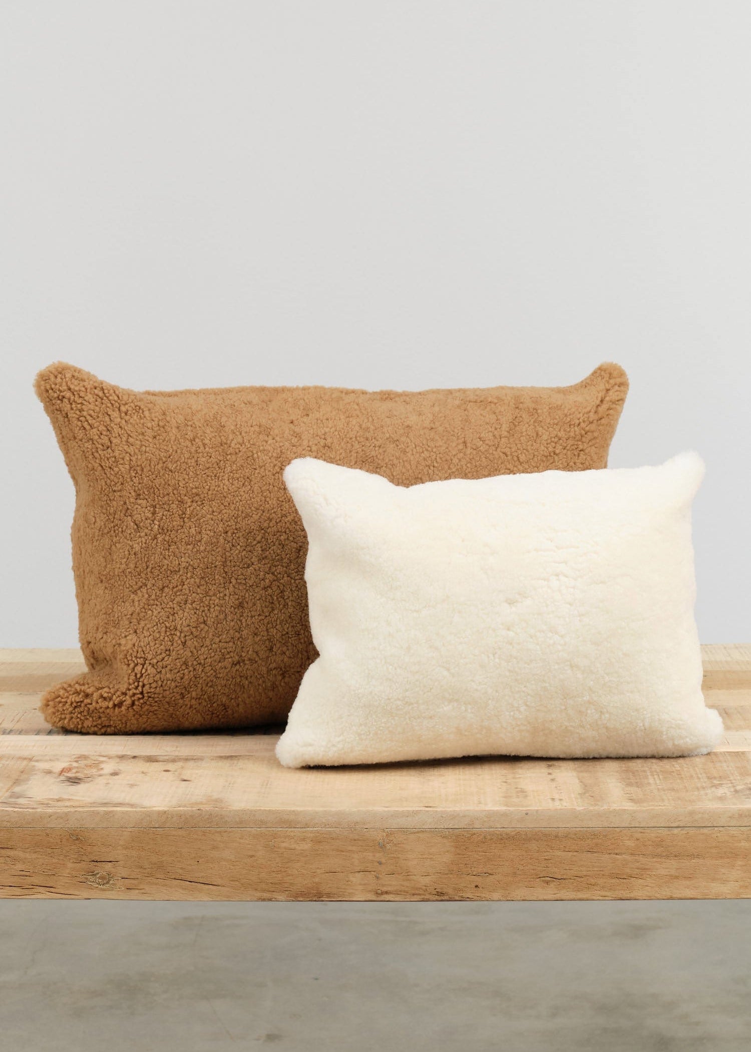 Maison De Vacances Home Pillows 16" X 24" Sheep Vice Versa Cushion in Havane Havane / 16" X 24"