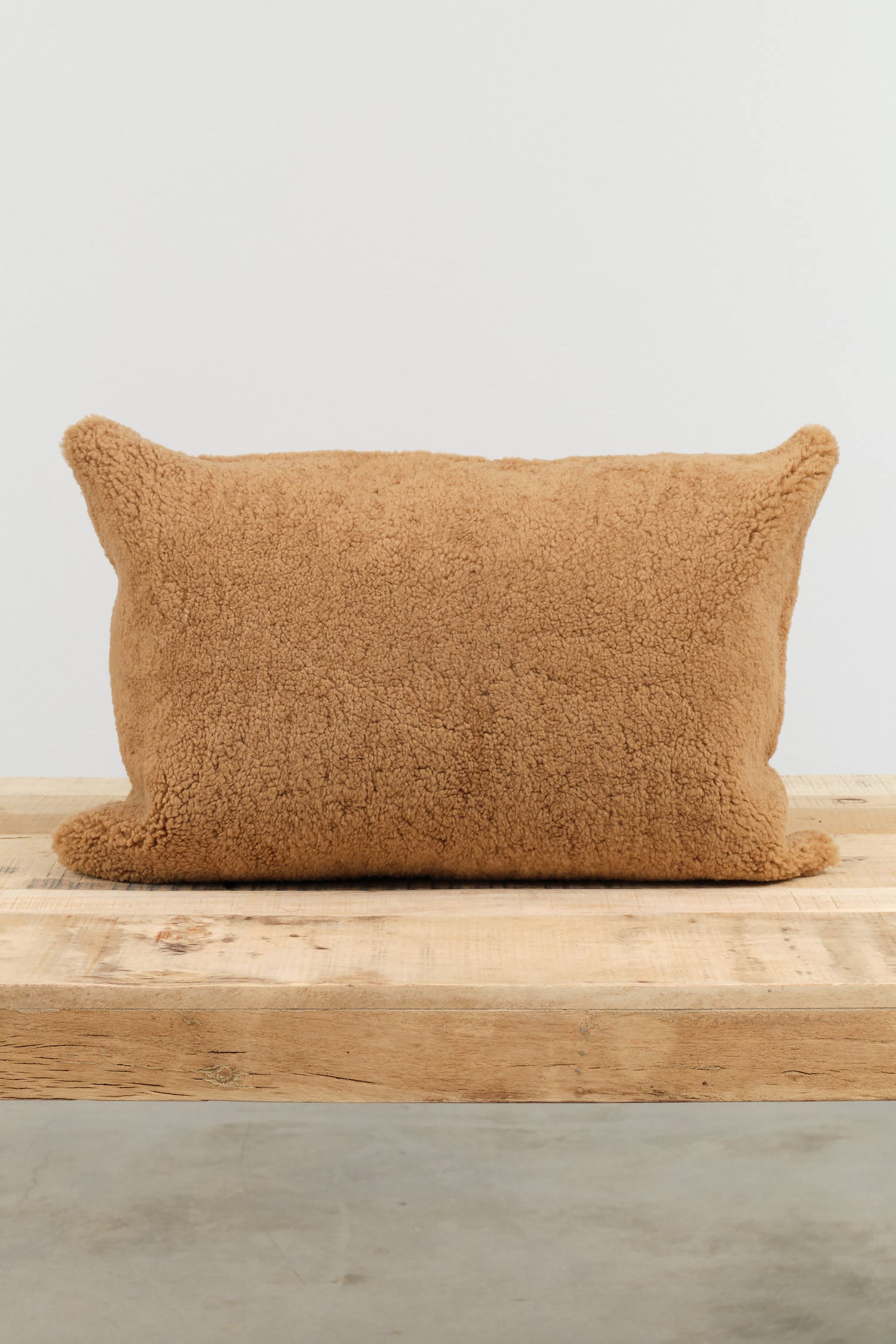 Maison De Vacances Home Pillows 16" X 24" Sheep Vice Versa Cushion in Havane Havane / 16" X 24"