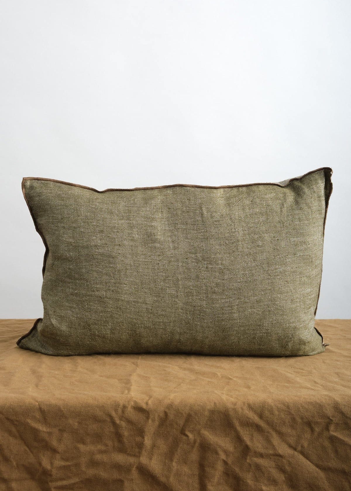 Maison De Vacances Home Pillows 16" X 24" Washed Linen Vice Versa Cushion in Kaki Kaki/Givre / 16" X 24"