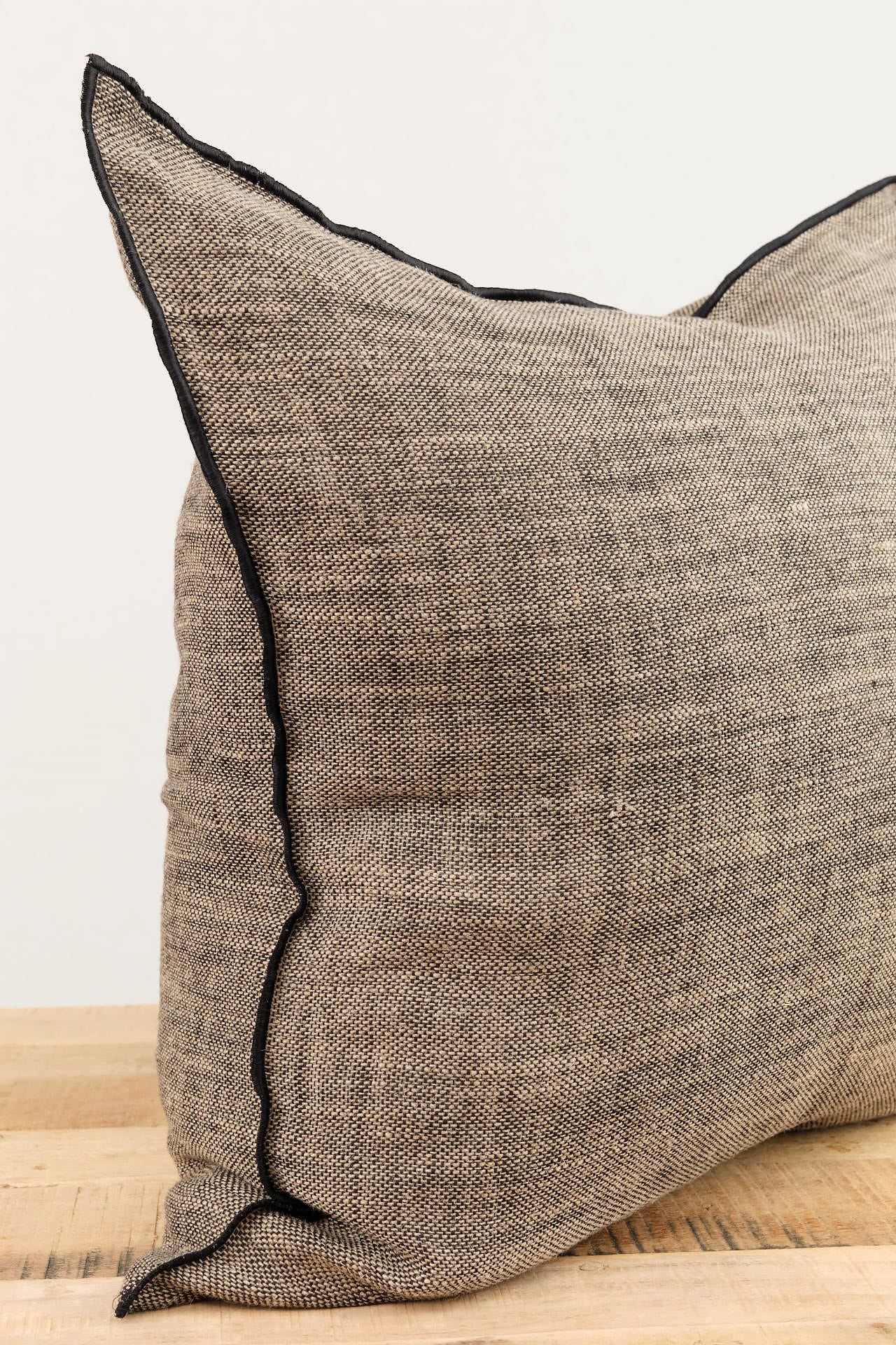 Maison De Vacances Home Pillows 26" X 26" Chinee Canvas Rustique Cushion Naturel/Noir / 26" X 26"