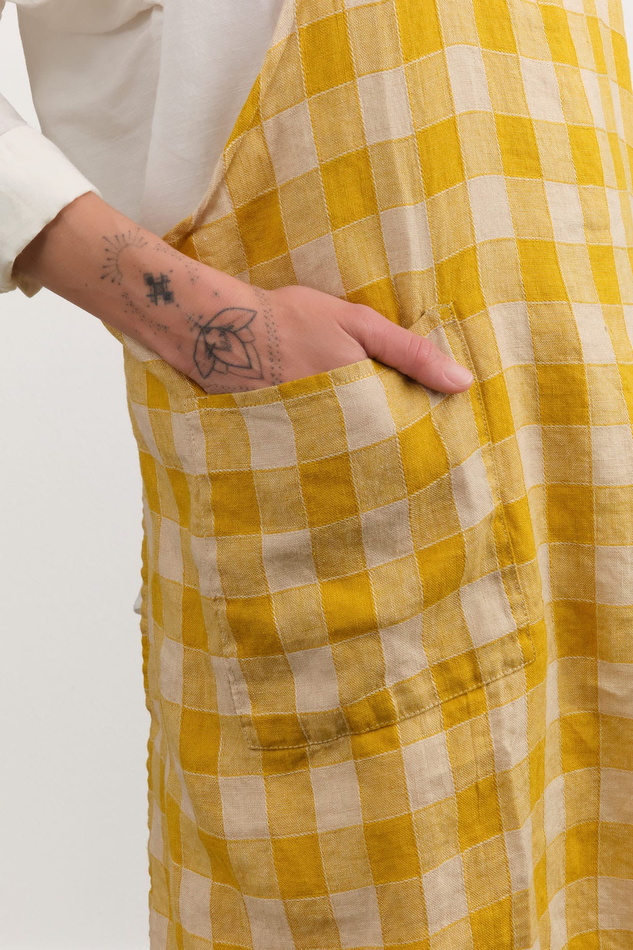 Maison De Vacances Home Kitchen Aprons Canvas Vintage Vichy Apron in Mangue Mangue / 35.5" X 31.5"